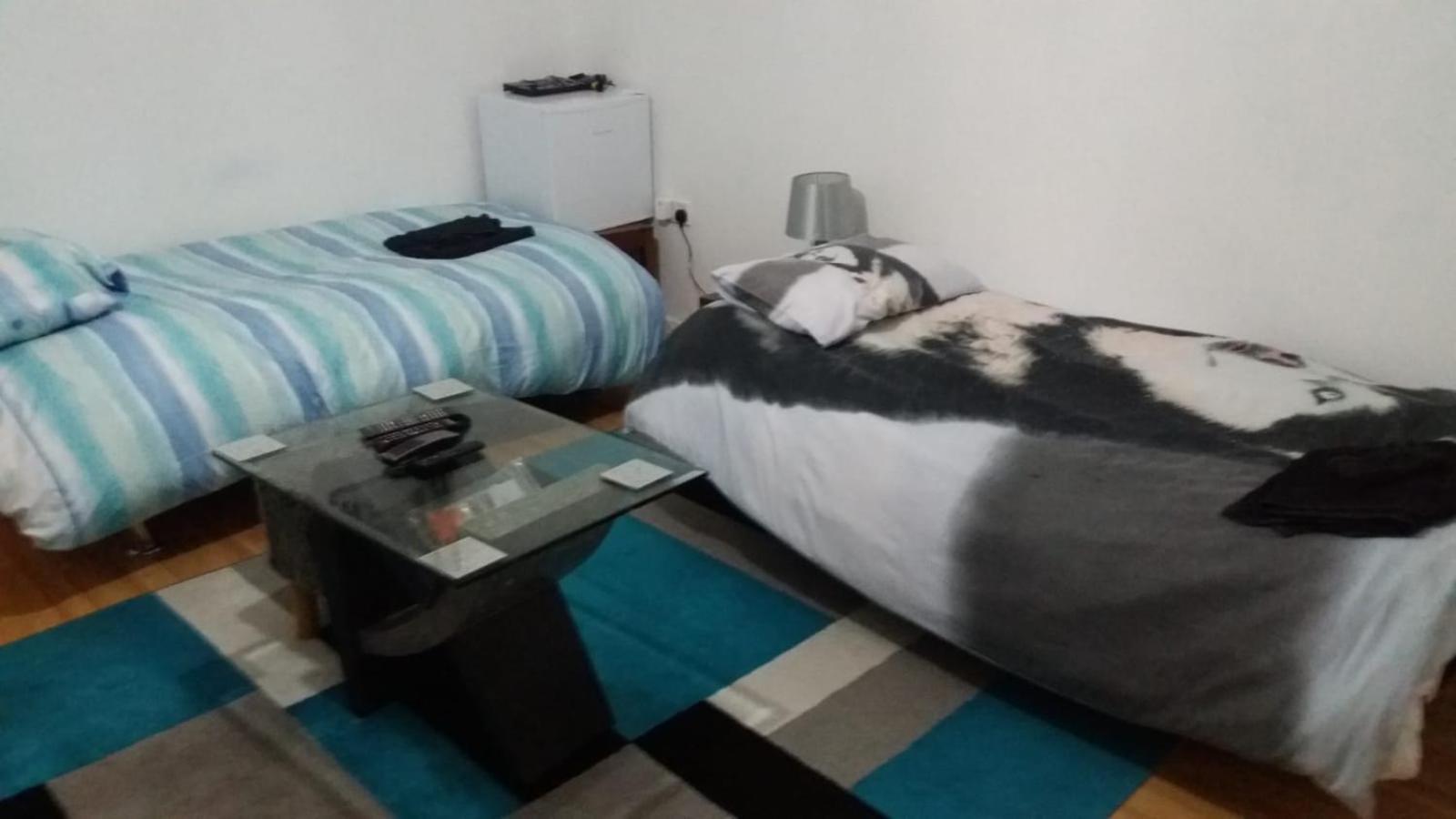 Spacious Double Room Located Within Walking Distance To Seaside And Town โดเวอร์ ภายนอก รูปภาพ